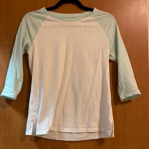 Under armor 3/4 sleeve shirt!